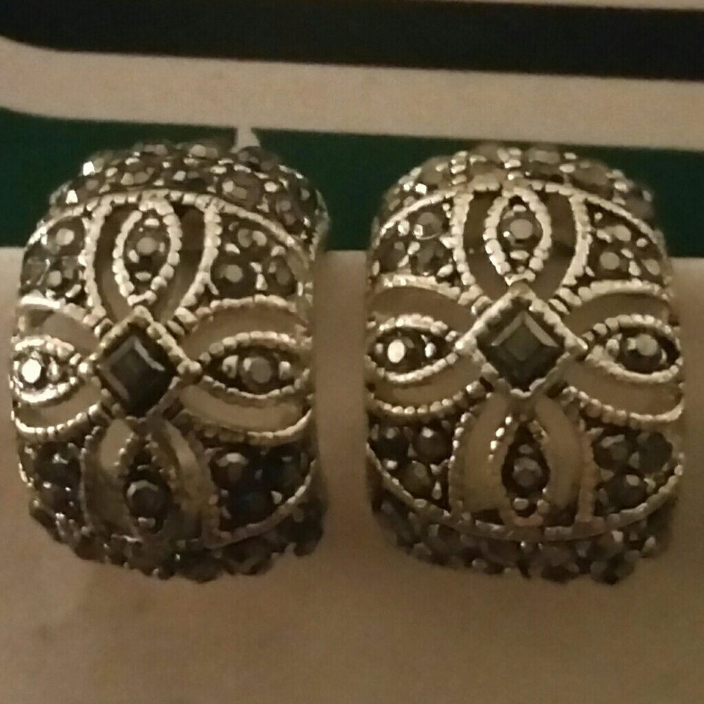 Vintage Silver and Black Crescent Clip On Earrings